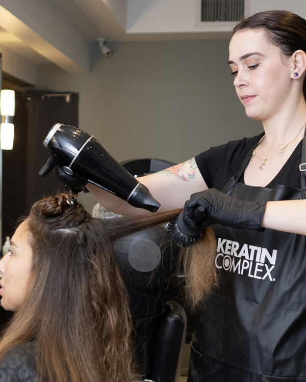 Demo Class: THE PERFECT BLOW-DRY